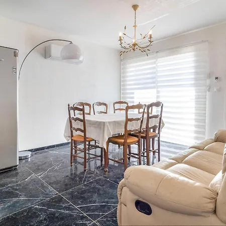 2 Bedroom In